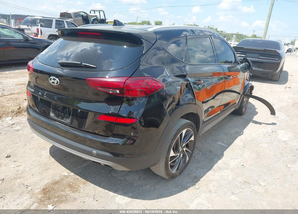 2019 HYUNDAI TUCSON VIN: KM8J33AL4KU894498