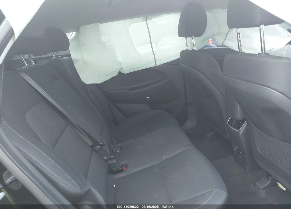 2019 HYUNDAI TUCSON VIN: KM8J33AL4KU894498