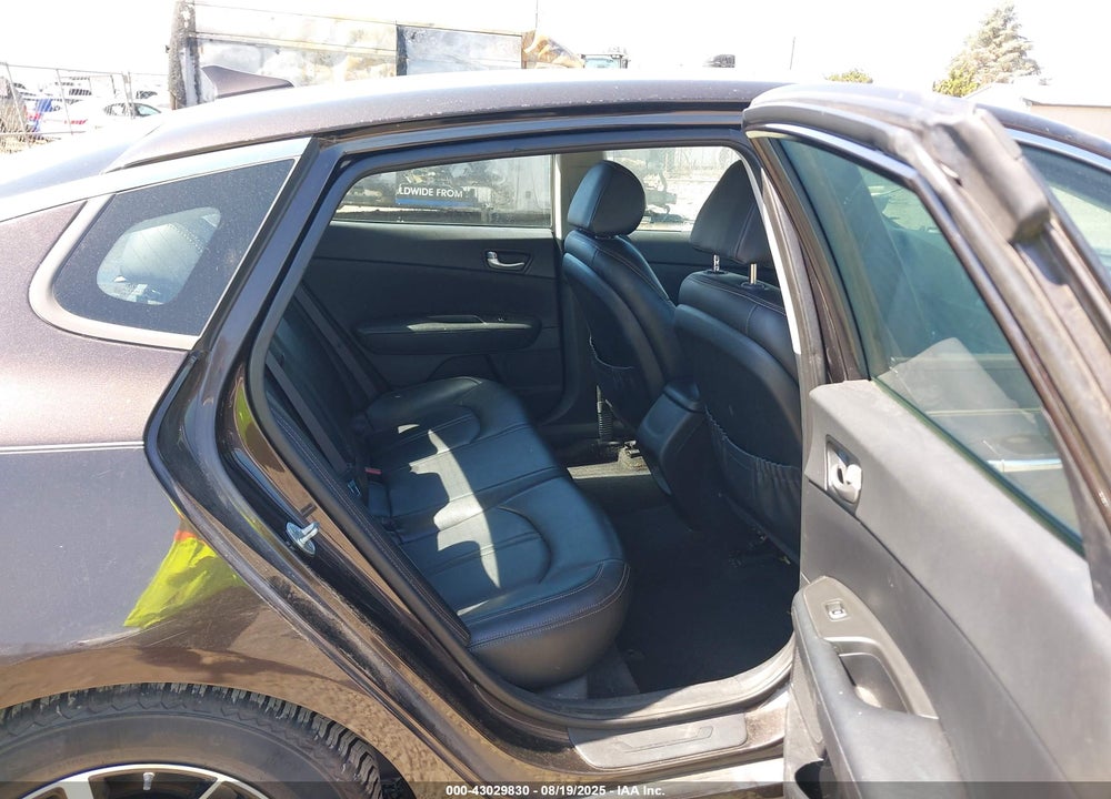2018 KIA OPTIMA VIN: KNAGT4L34J5237160
