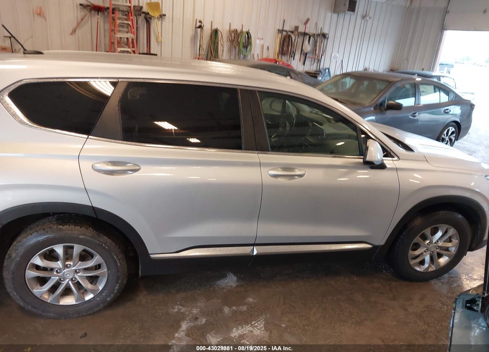 2019 HYUNDAI SANTA FE VIN: 5NMS2CAD0KH065164