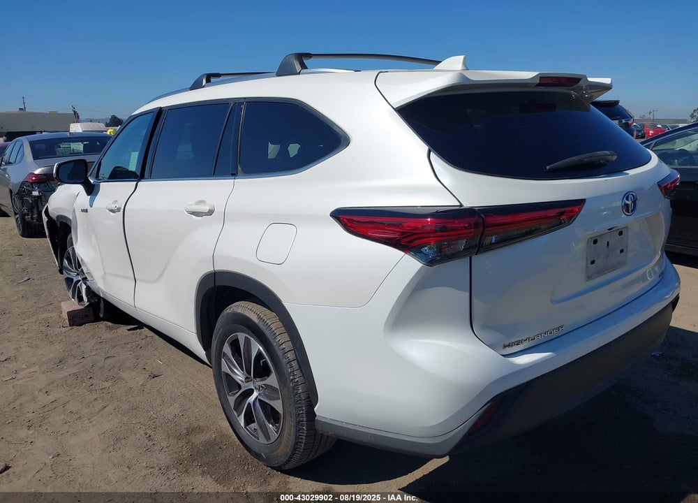 2021 TOYOTA HIGHLANDER VIN: 5TDHARAHXMS506298