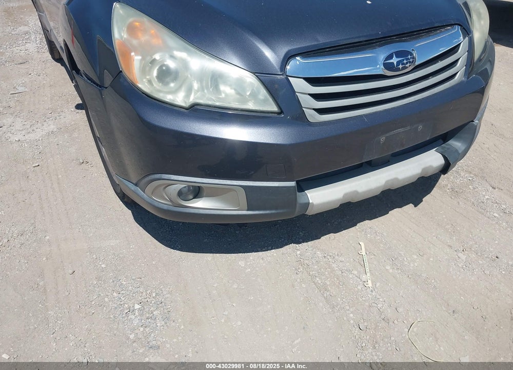 2011 SUBARU OUTBACK 2.5I LIMITED VIN: 4S4BRBKC8B3376881