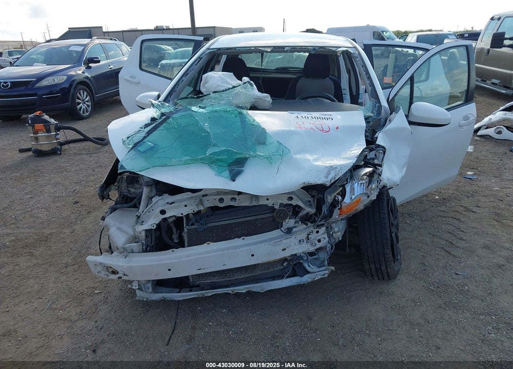 2012 TOYOTA YARIS VIN: JTDKTUD36CD511723