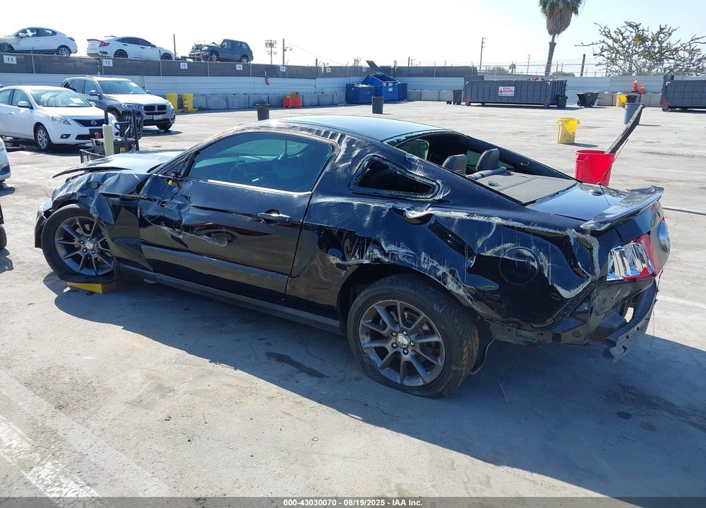 2011 FORD MUSTANG VIN: 1ZVBP8AM9B5136487