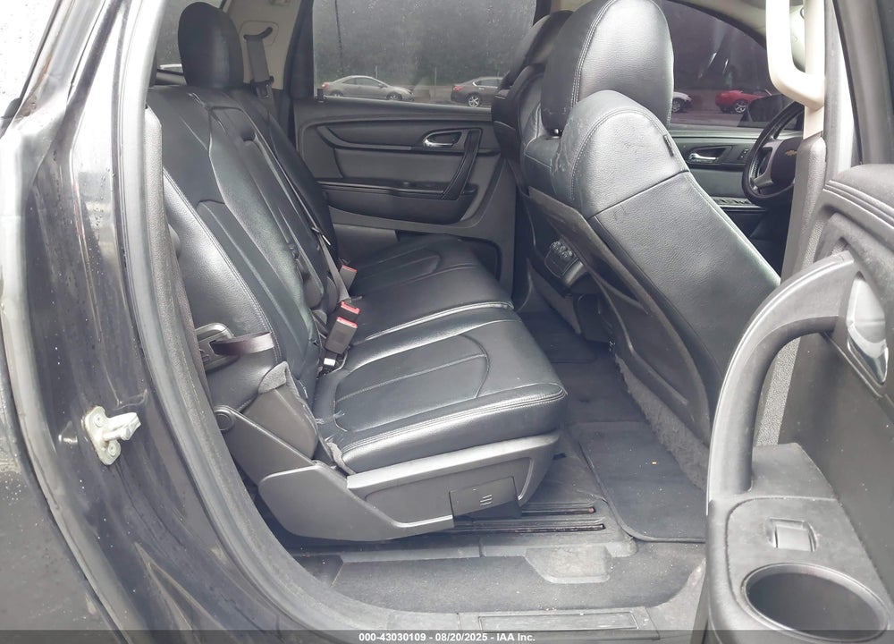 2015 CHEVROLET TRAVERSE 1LT VIN: 1GNKVGKD5FJ148383