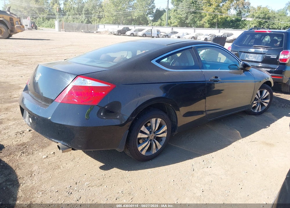2009 HONDA ACCORD VIN: 1HGCS11709A013901
