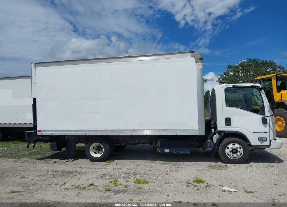 2014 ISUZU NPR HD DSL REG AT VIN: JALC4W163E7004712