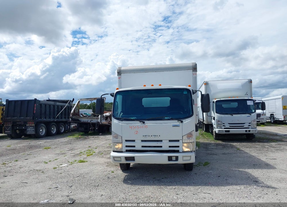 2014 ISUZU NPR HD DSL REG AT VIN: JALC4W163E7004712