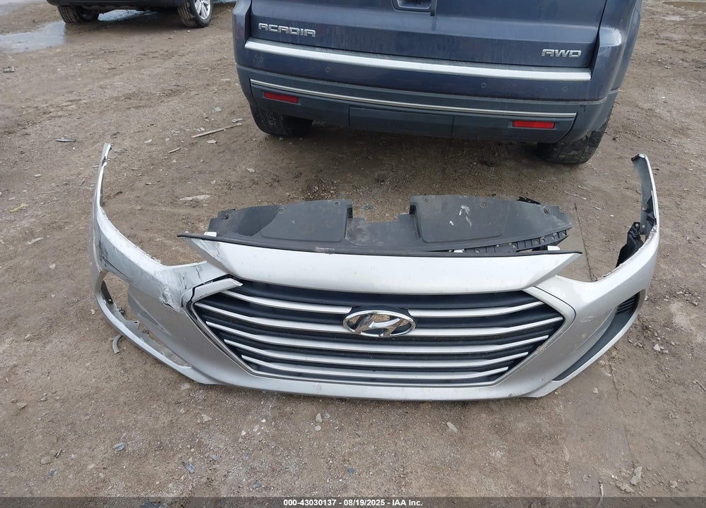 2017 HYUNDAI ELANTRA VIN: 5NPD84LF1HH151459