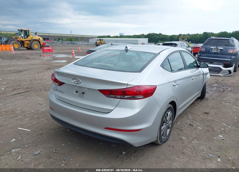 2017 HYUNDAI ELANTRA VIN: 5NPD84LF1HH151459