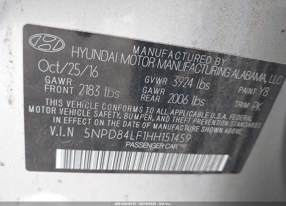 2017 HYUNDAI ELANTRA VIN: 5NPD84LF1HH151459