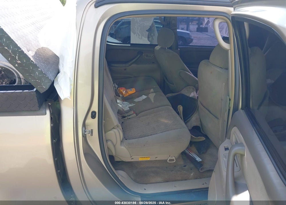 2005 TOYOTA TUNDRA SR5 V8 VIN: 5TBET34155S497965