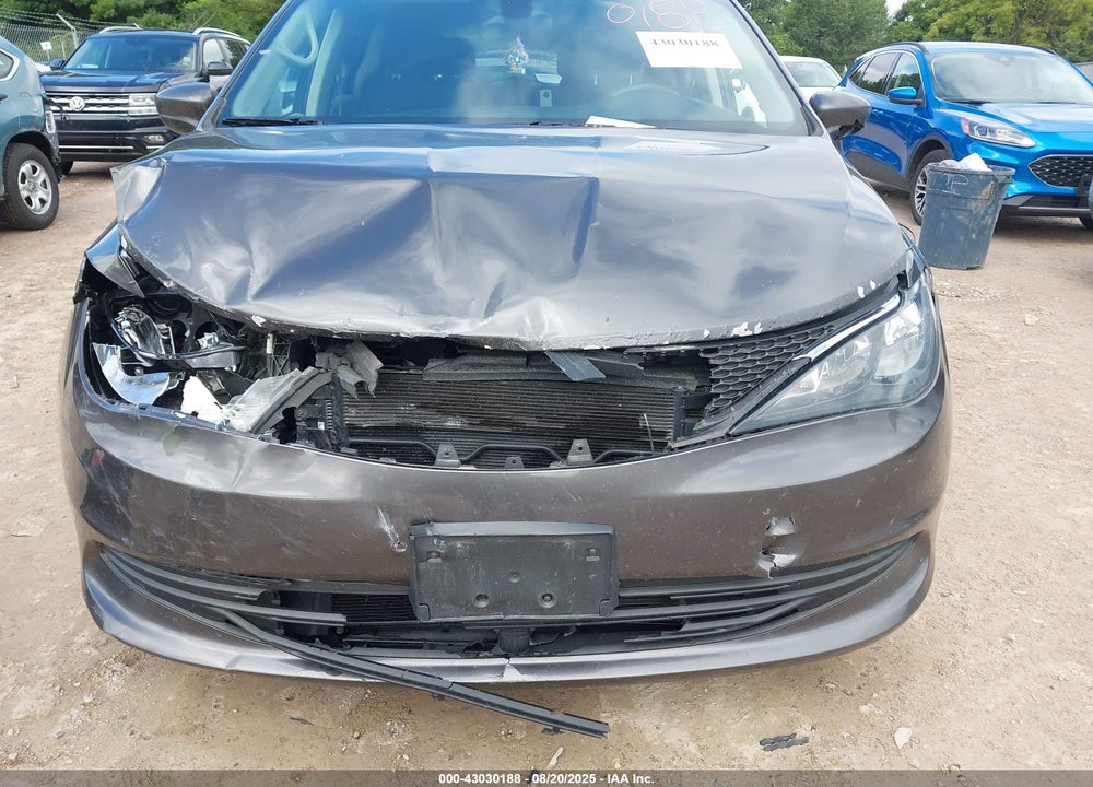 2017 CHRYSLER PACIFICA LX VIN: 2C4RC1CG6HR739209