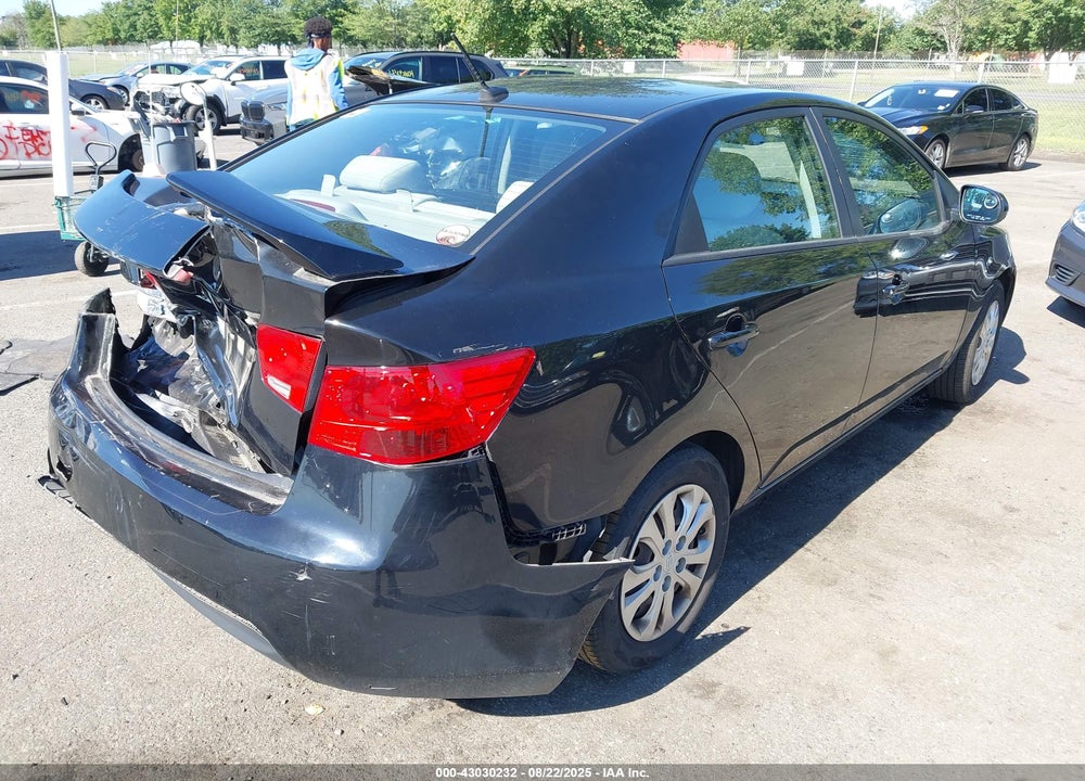 2012 KIA FORTE VIN: KNAFT4A29C5563559