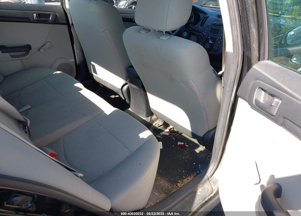 2012 KIA FORTE VIN: KNAFT4A29C5563559