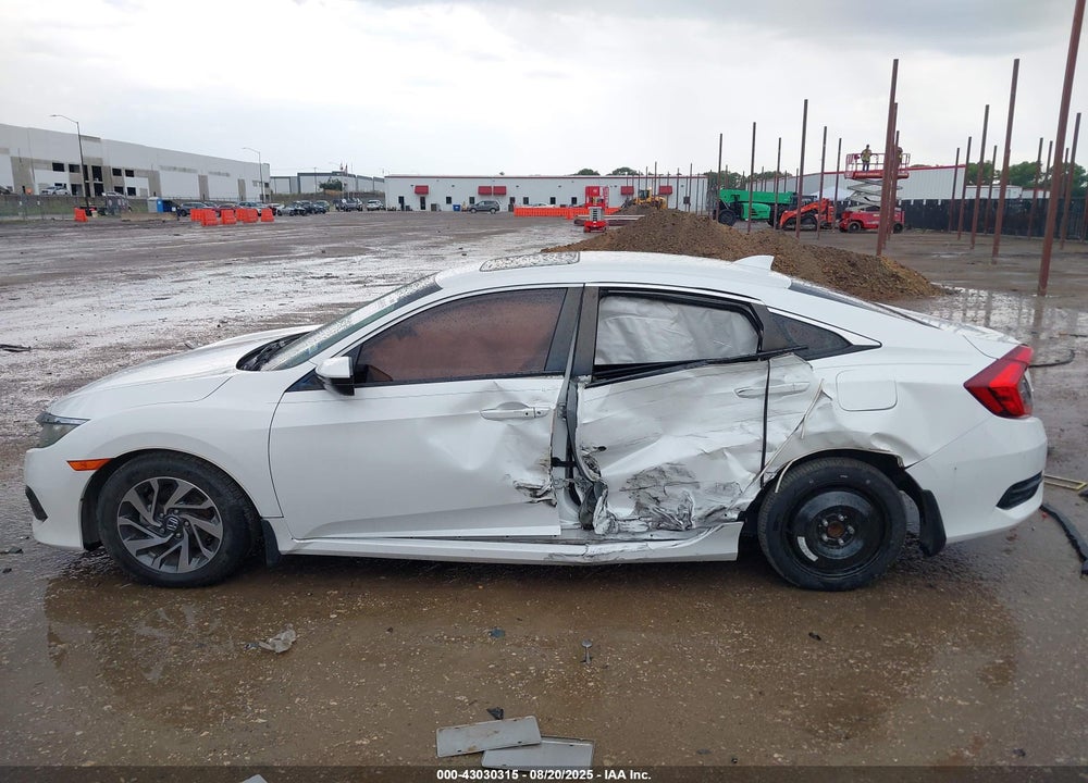2017 HONDA CIVIC VIN: 19XFC2F78HE080975