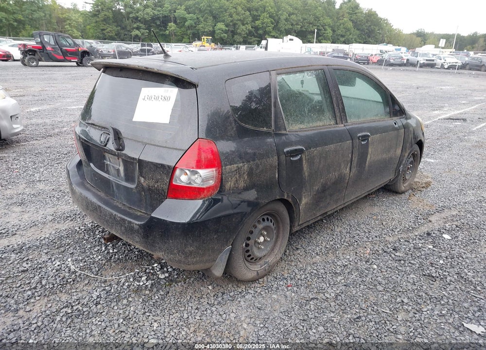 2008 HONDA FIT VIN: JHMGD37488S071409