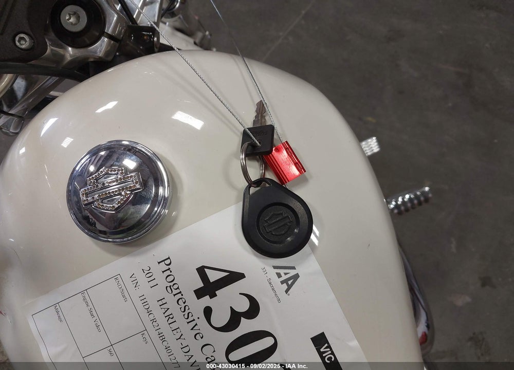 2011 HARLEY-DAVIDSON XL883 L VIN: 1HD4CR214BC401277