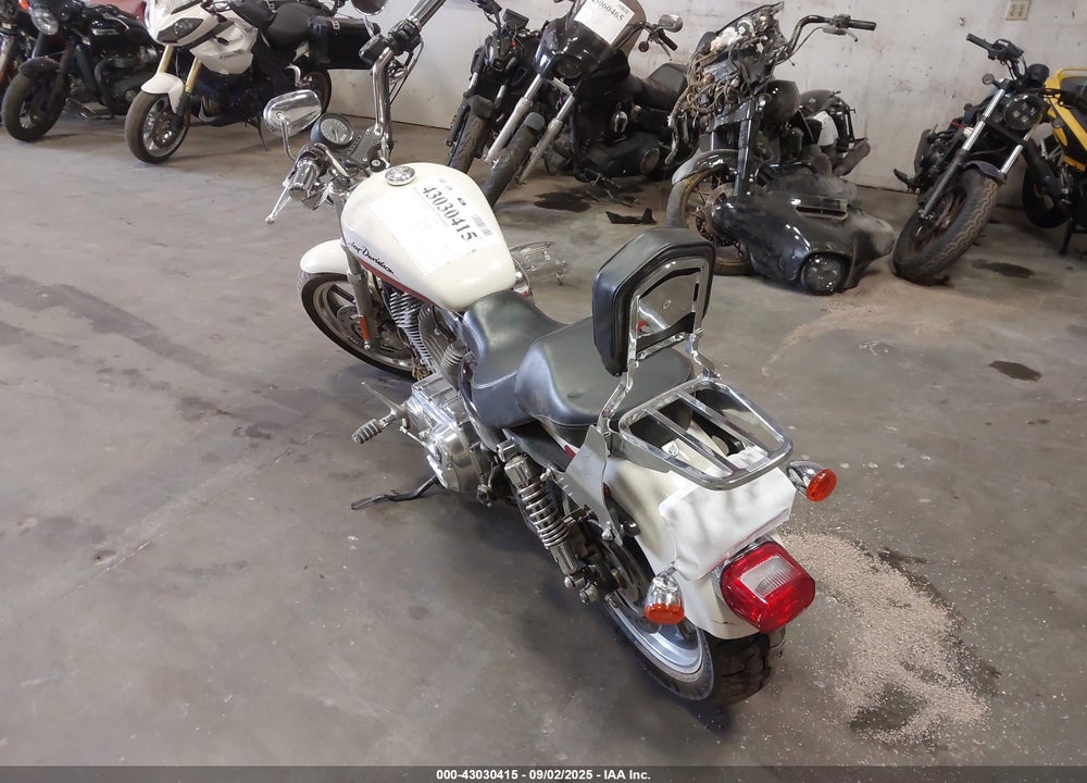 2011 HARLEY-DAVIDSON XL883 L VIN: 1HD4CR214BC401277