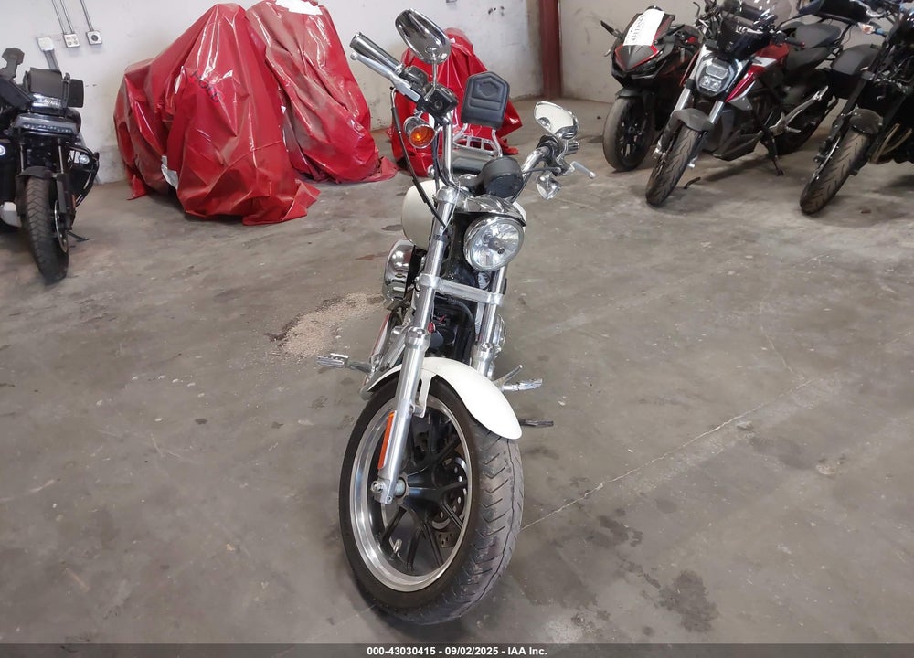 2011 HARLEY-DAVIDSON XL883 L VIN: 1HD4CR214BC401277
