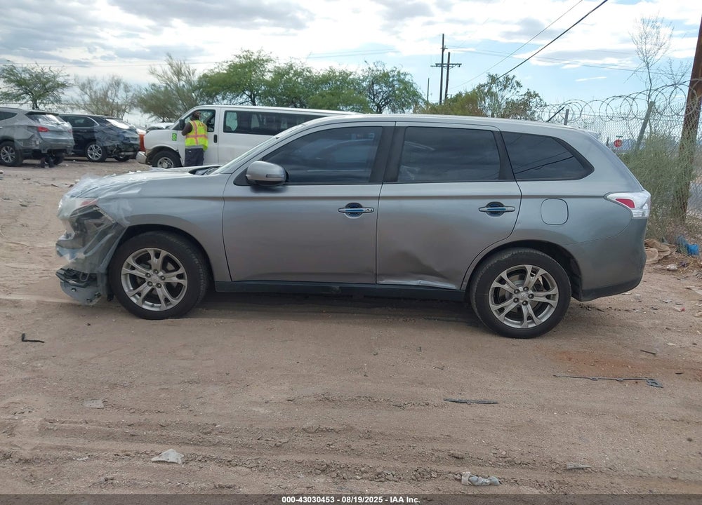 2014 MITSUBISHI OUTLANDER VIN: JA4AD3A33EZ020078