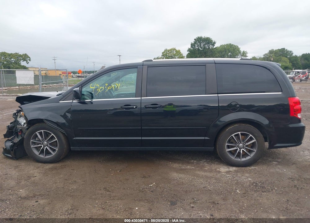 2017 DODGE GRAND CARAVAN SXT VIN: 2C4RDGCG8HR741849