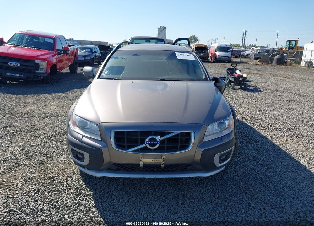 2011 VOLVO XC70 T6 VIN: YV4902BZ8B1115468