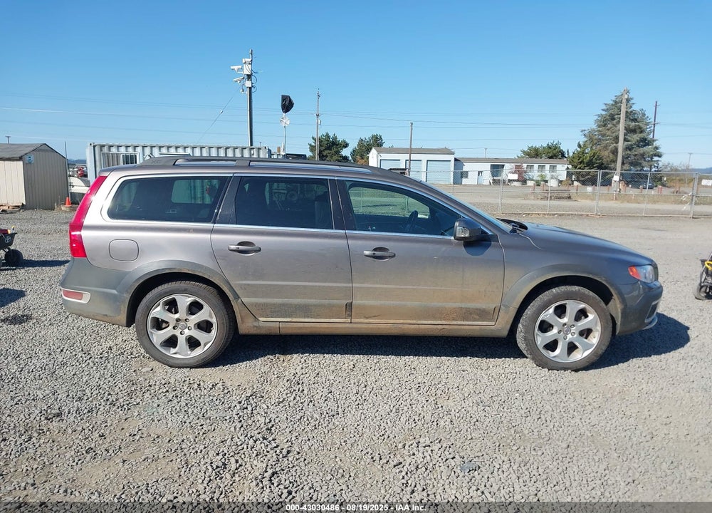 2011 VOLVO XC70 T6 VIN: YV4902BZ8B1115468