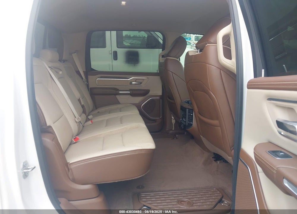 2020 RAM 1500 VIN: 1C6SRFJT8LN327643