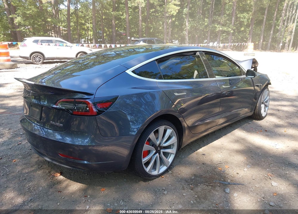 2019 TESLA MODEL 3 VIN: 5YJ3E1EB5KF464789