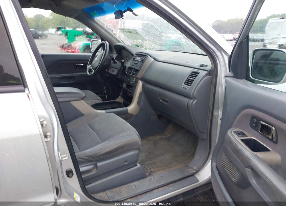 2006 HONDA PILOT EX VIN: 5FNYF184X6B022466