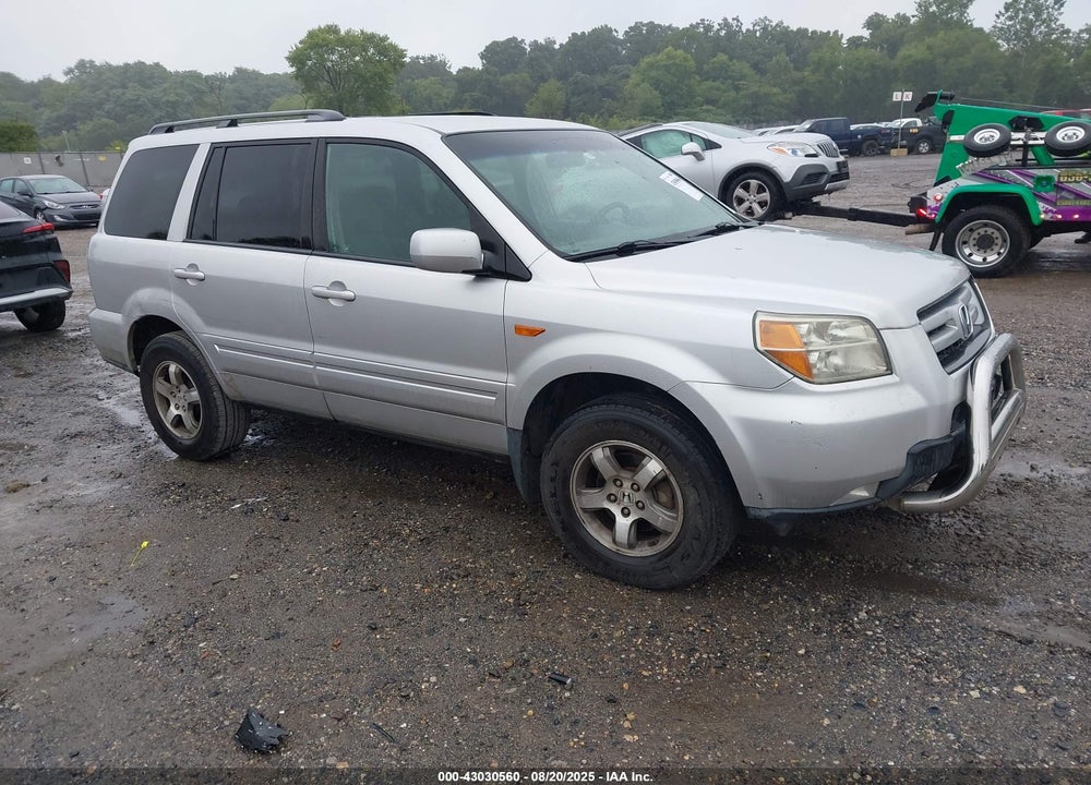 2006 HONDA PILOT EX VIN: 5FNYF184X6B022466