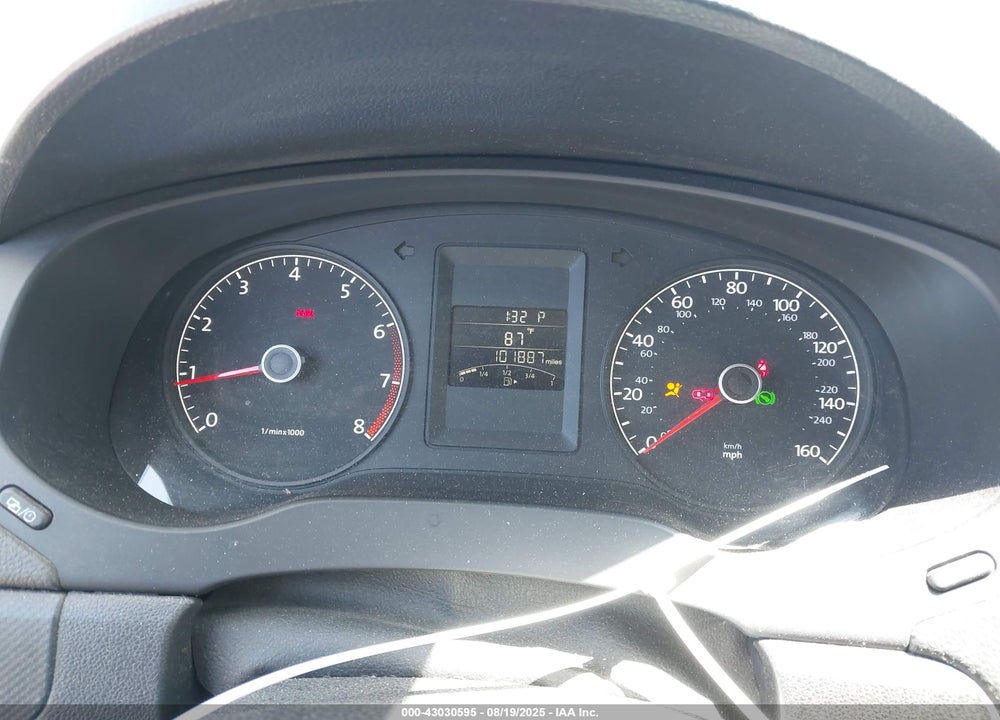 2013 VOLKSWAGEN JETTA VIN: 3VW2K7AJ7DM366511