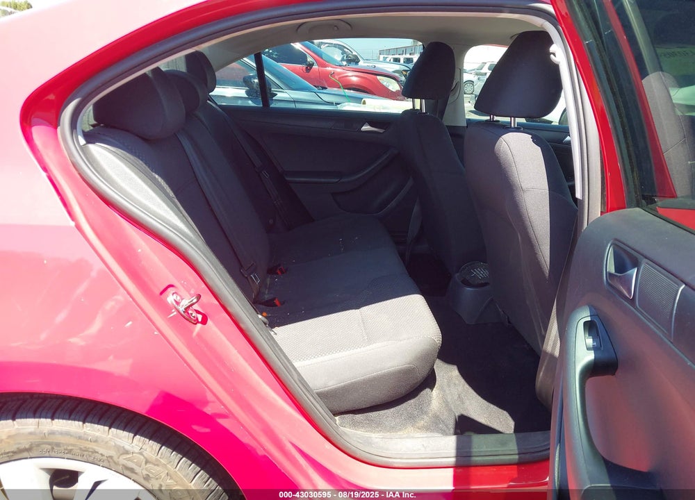 2013 VOLKSWAGEN JETTA VIN: 3VW2K7AJ7DM366511
