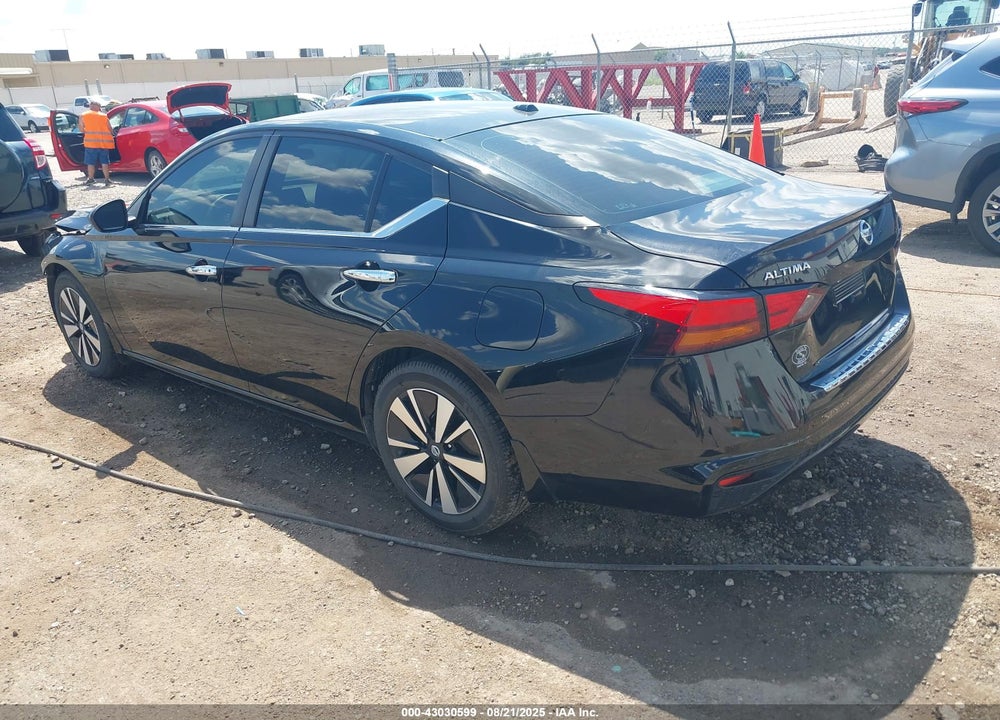 2021 NISSAN ALTIMA SV FWD VIN: 1N4BL4DV9MN418858