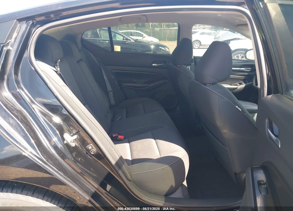 2021 NISSAN ALTIMA SV FWD VIN: 1N4BL4DV9MN418858