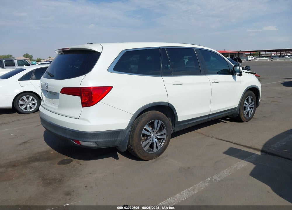 2017 HONDA PILOT VIN: 5FNYF5H34HB018754