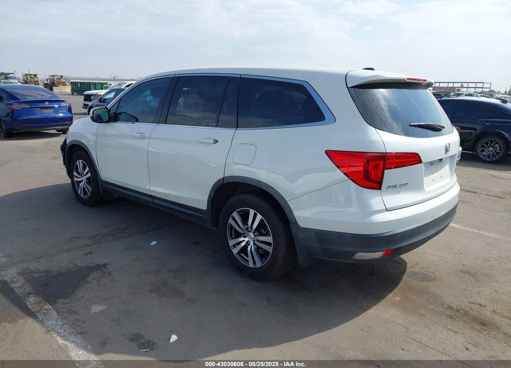 2017 HONDA PILOT VIN: 5FNYF5H34HB018754