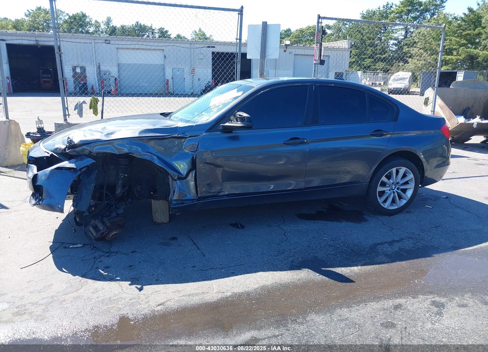2014 BMW 3 SERIES VIN: WBA3C3C54EF983277
