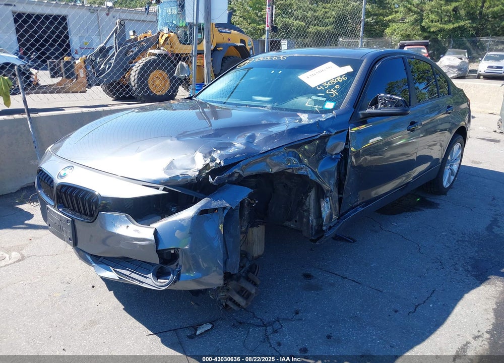 2014 BMW 3 SERIES VIN: WBA3C3C54EF983277