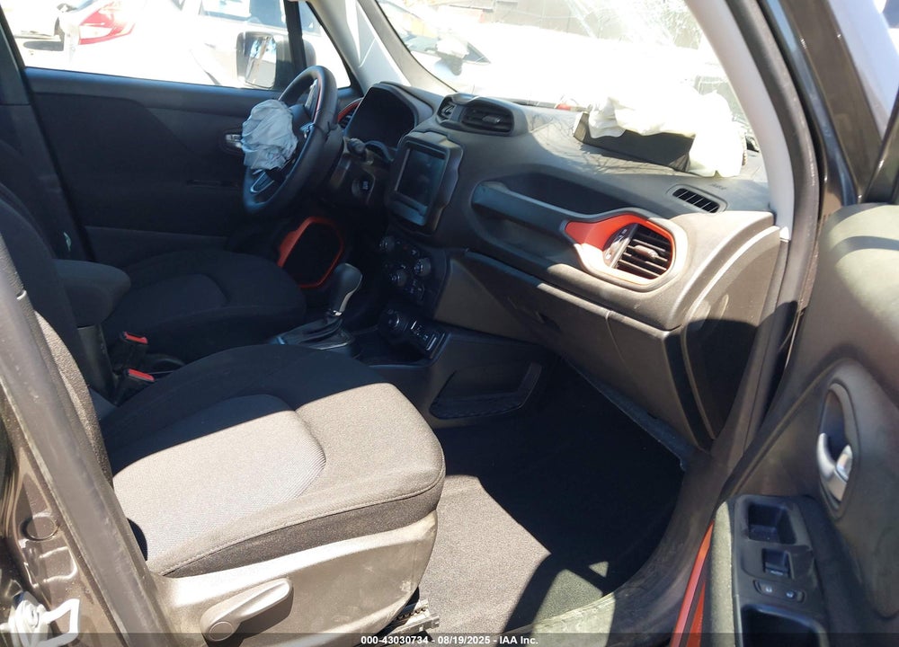 2018 JEEP RENEGADE VIN: ZACCJBAB4JPH82580