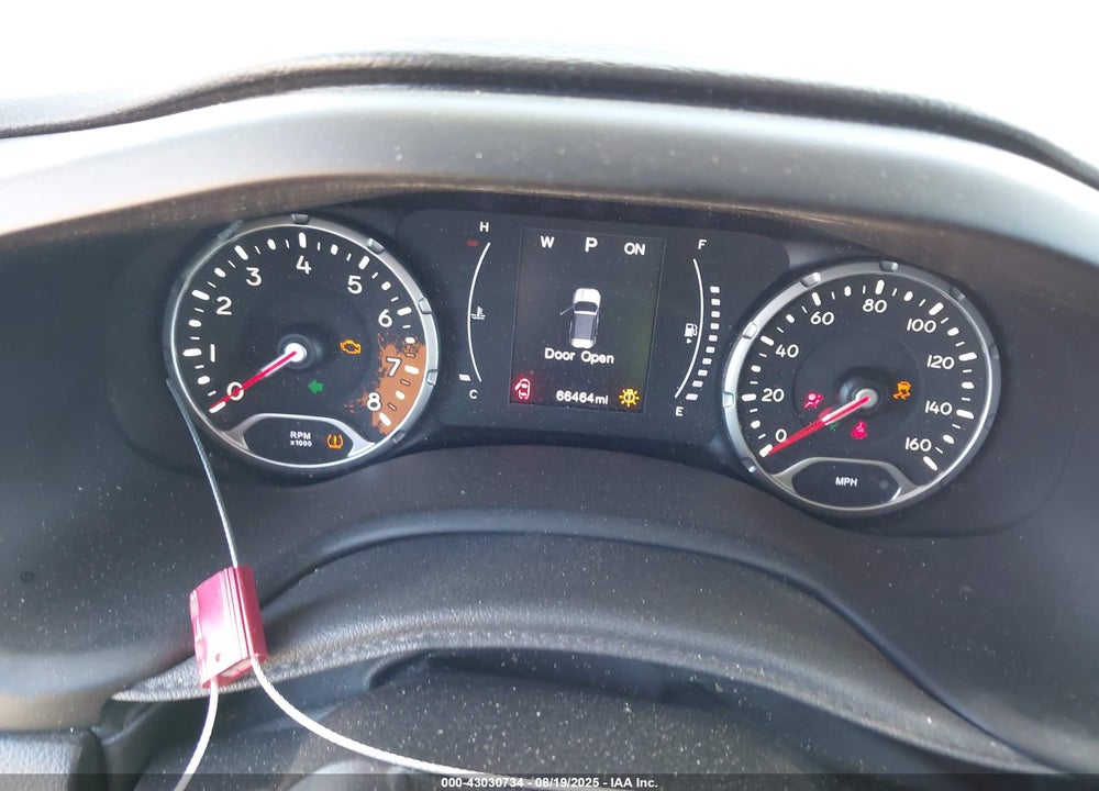 2018 JEEP RENEGADE VIN: ZACCJBAB4JPH82580