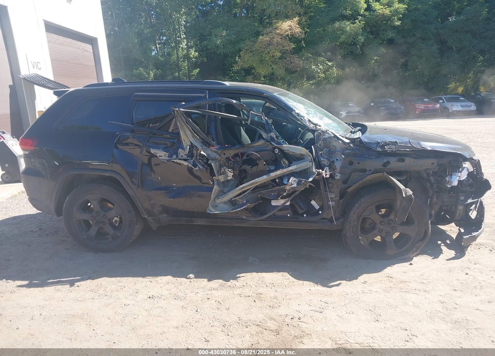 2018 JEEP GRAND CHEROKEE VIN: 1C4RJFAG0JC500873