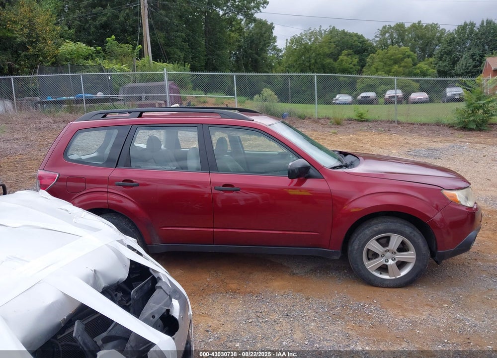 2013 SUBARU FORESTER VIN: JF2SHABC8DH437655