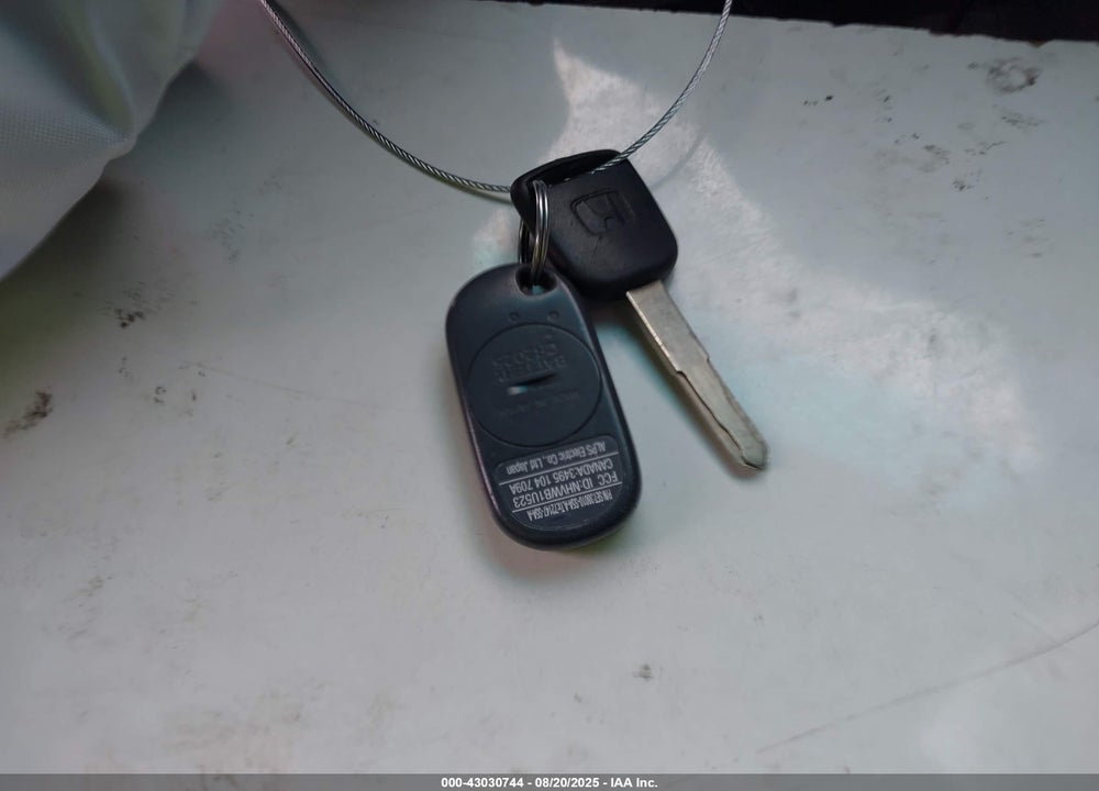 2005 HONDA CIVIC EX VIN: 2HGES26705H571153