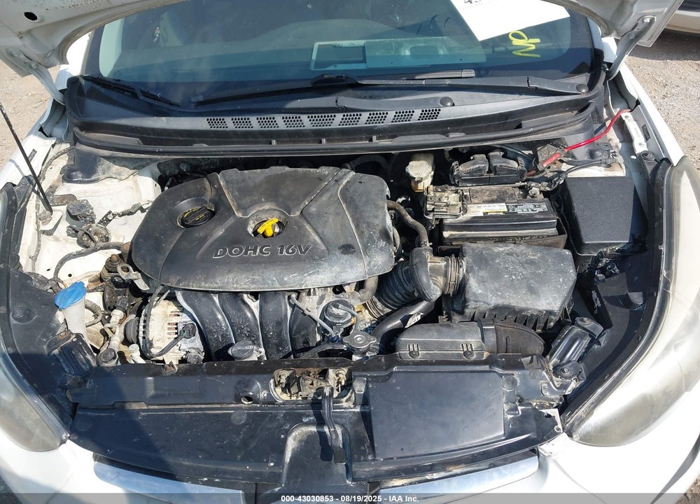 2014 HYUNDAI ELANTRA VIN: 5NPDH4AE4EH456461