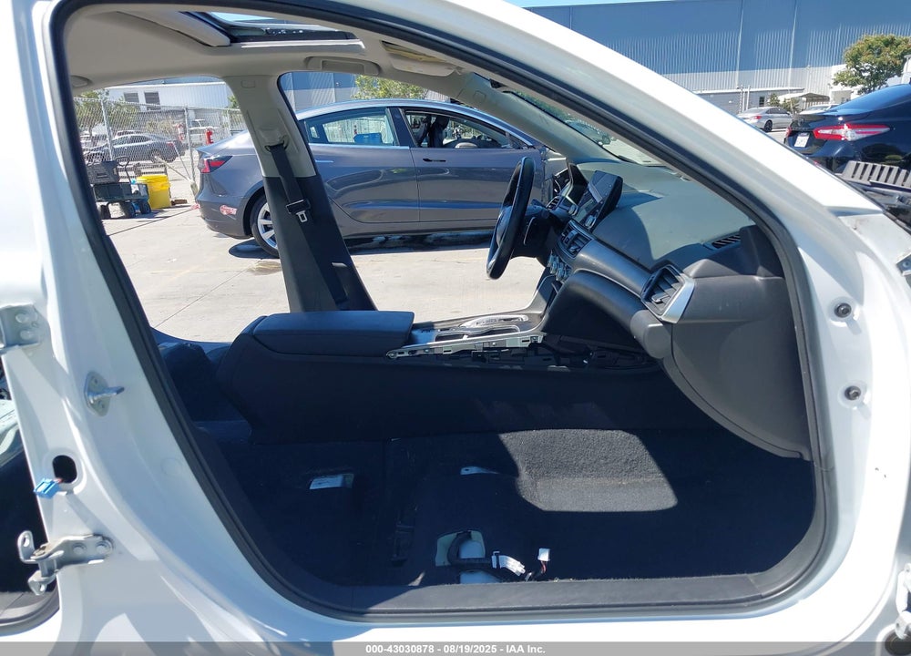 2022 HONDA ACCORD HYBRID TOURING VIN: 1HGCV3F94NA007445