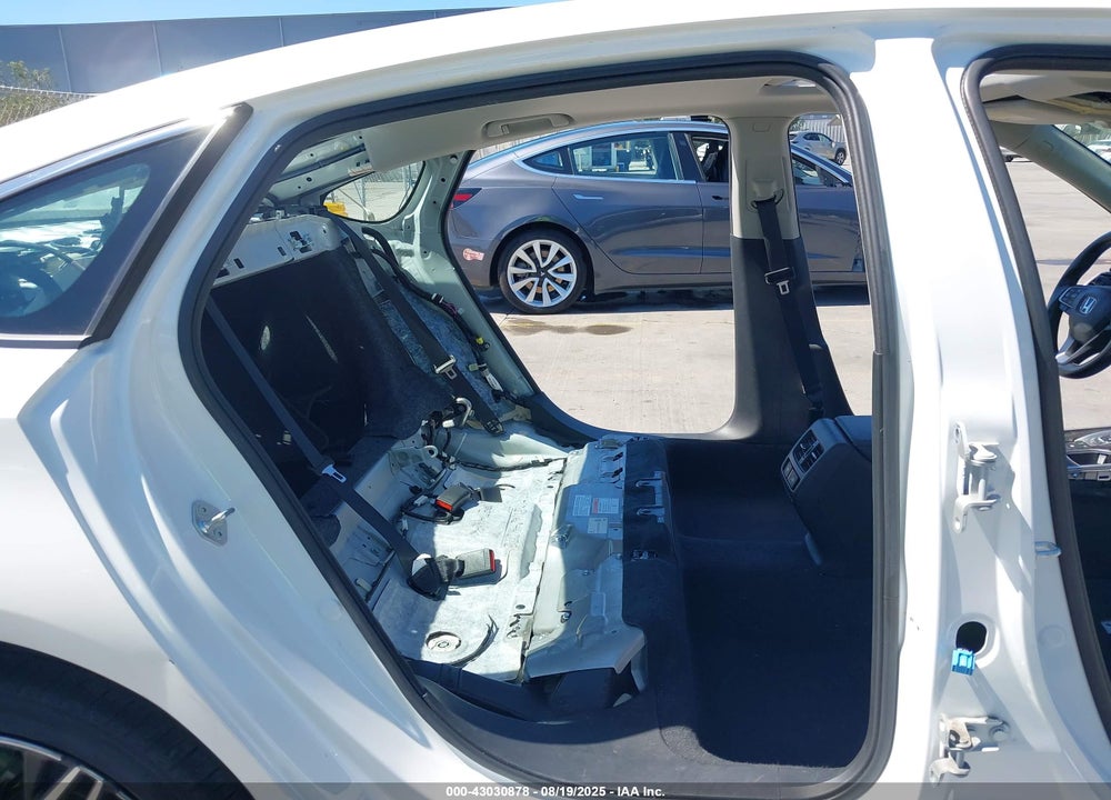 2022 HONDA ACCORD HYBRID TOURING VIN: 1HGCV3F94NA007445