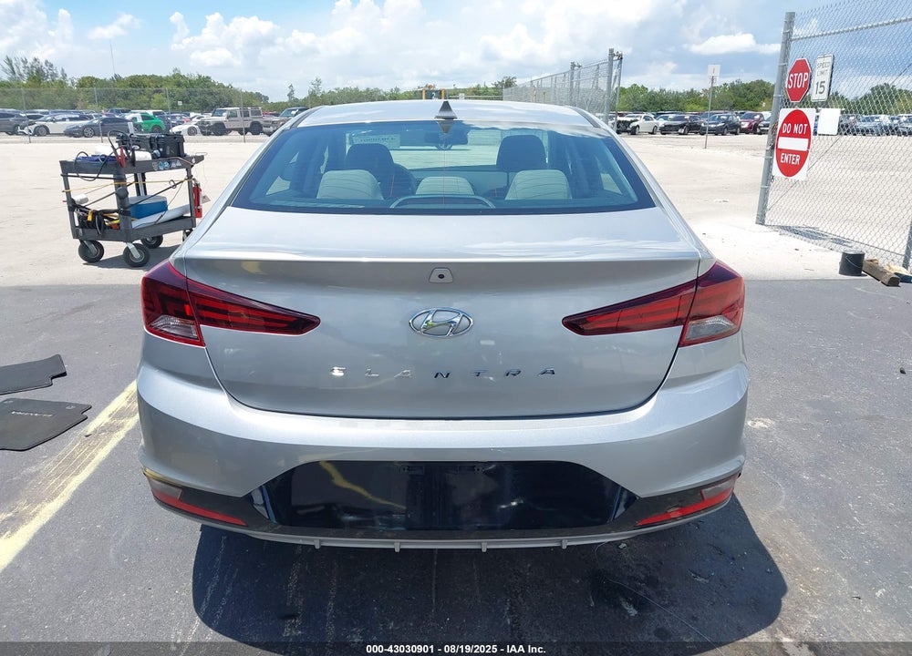 2020 HYUNDAI ELANTRA VIN: 5NPD84LF9LH598713