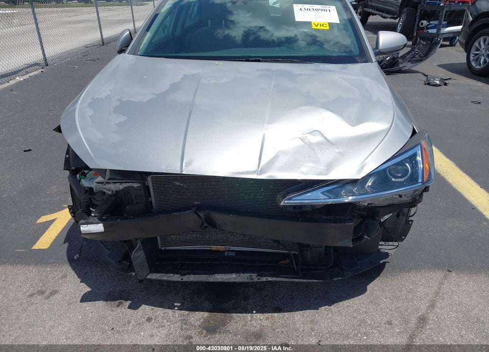2020 HYUNDAI ELANTRA VIN: 5NPD84LF9LH598713